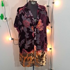 Gimmicks Velevet Red Yellow Flower Tunic M Button Down